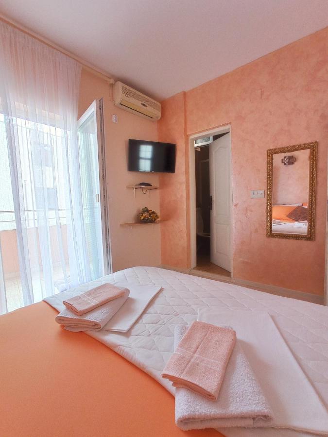 Apartmani Andrijana Ulcinj Exteriör bild